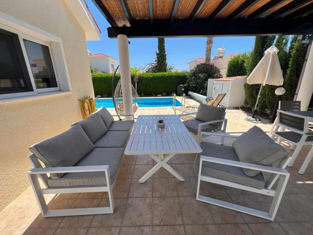 Villa Tamara With Private Pool Peyia Extérieur photo