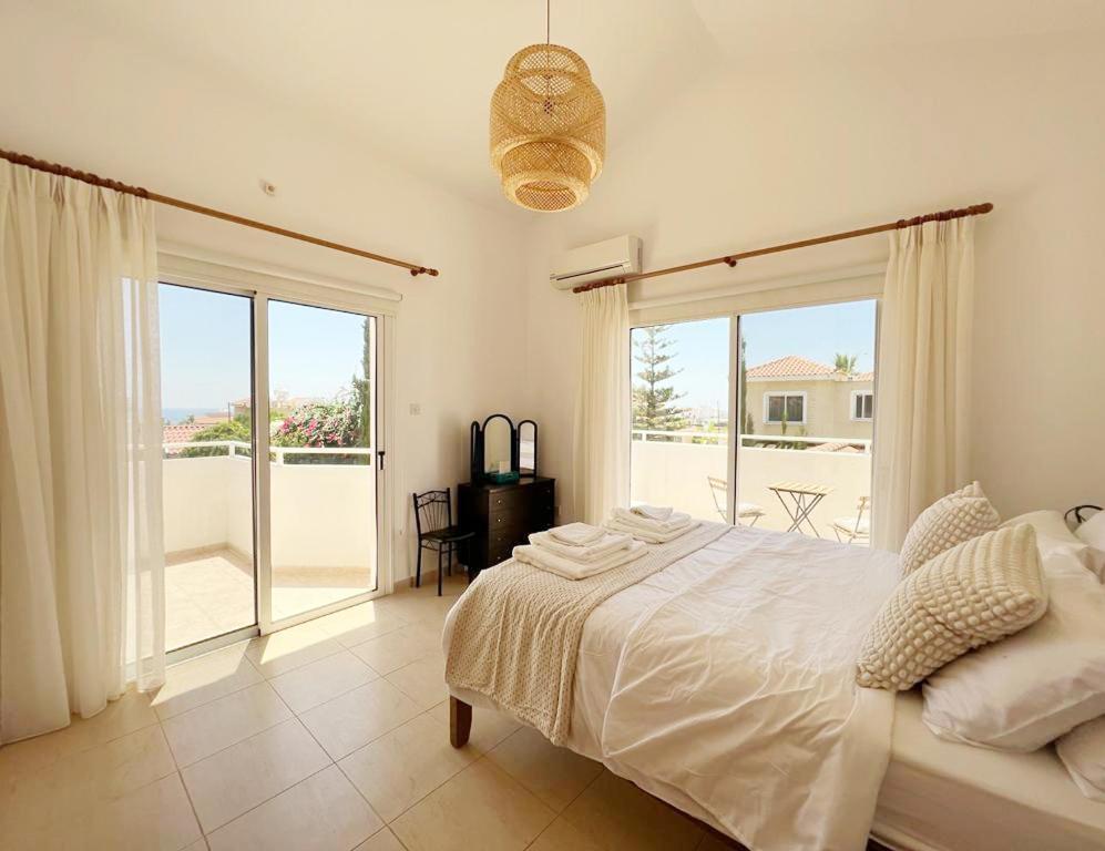 Villa Tamara With Private Pool Peyia Extérieur photo